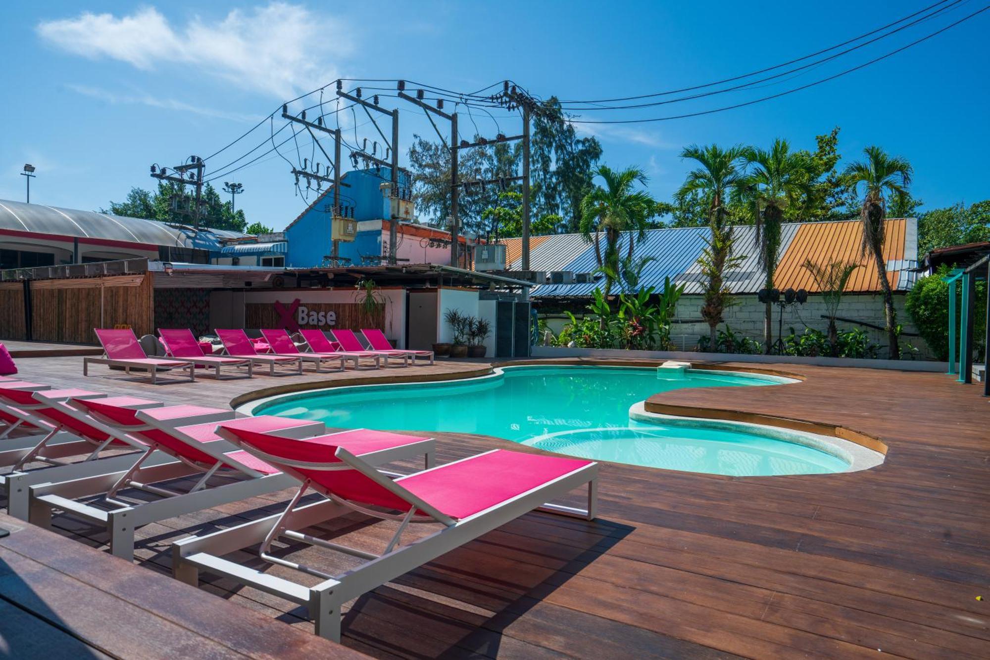 Base Party Hostel Ao Nang Extérieur photo