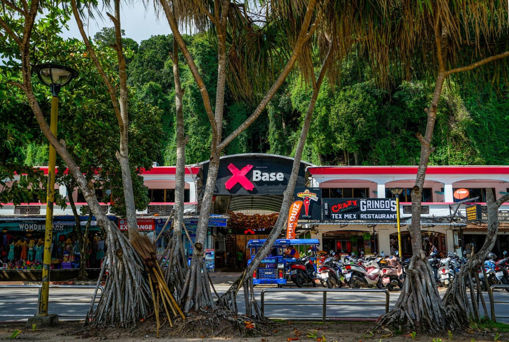Base Party Hostel Ao Nang Extérieur photo